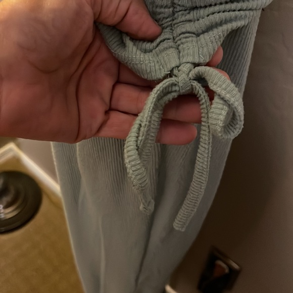 Super Fun and Company 1 State Lounge Set - Picture 5 of 12